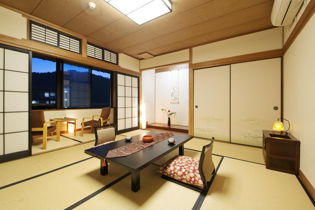 Kotobukiso Hotel Shin'onsen Exterior foto